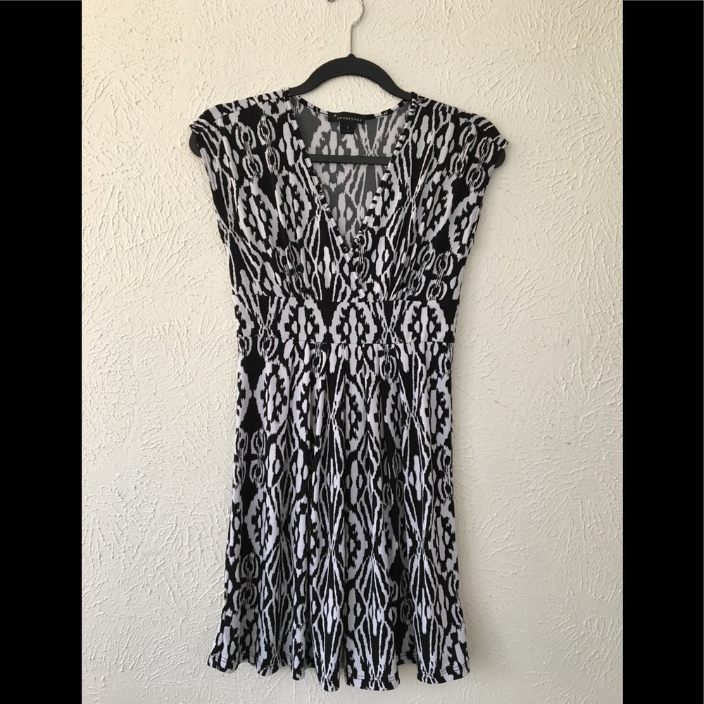 Forever 21 Tunic Top